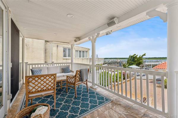 East Atlantic Beach, NY 11561,87 Bay ST