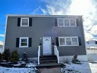 89 Lou Ave., Kings Park, NY 11754