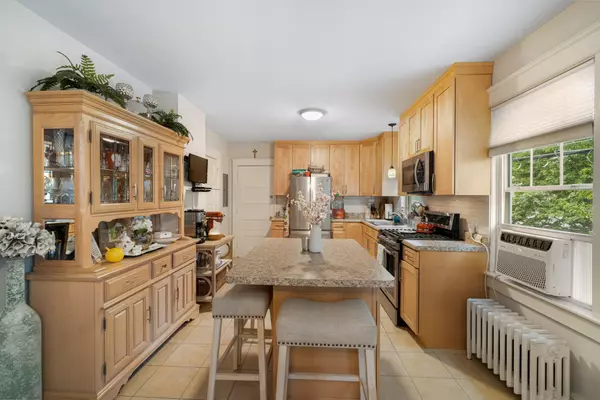 Dobbs Ferry, NY 10522,405 ashford AVE #2