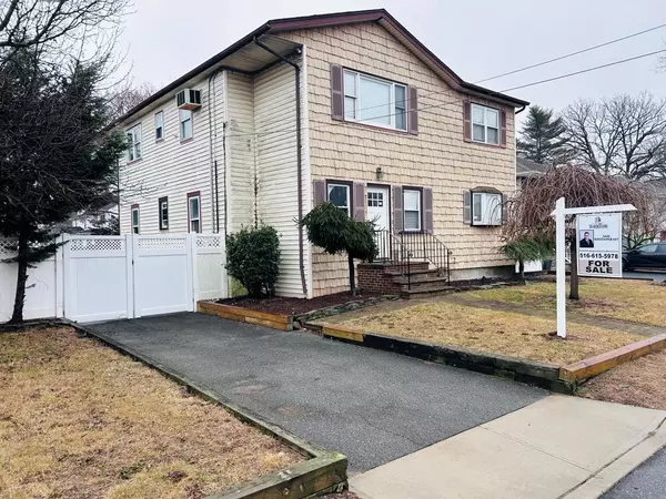 North Bellmore, NY 11710,2346 Fowler Street