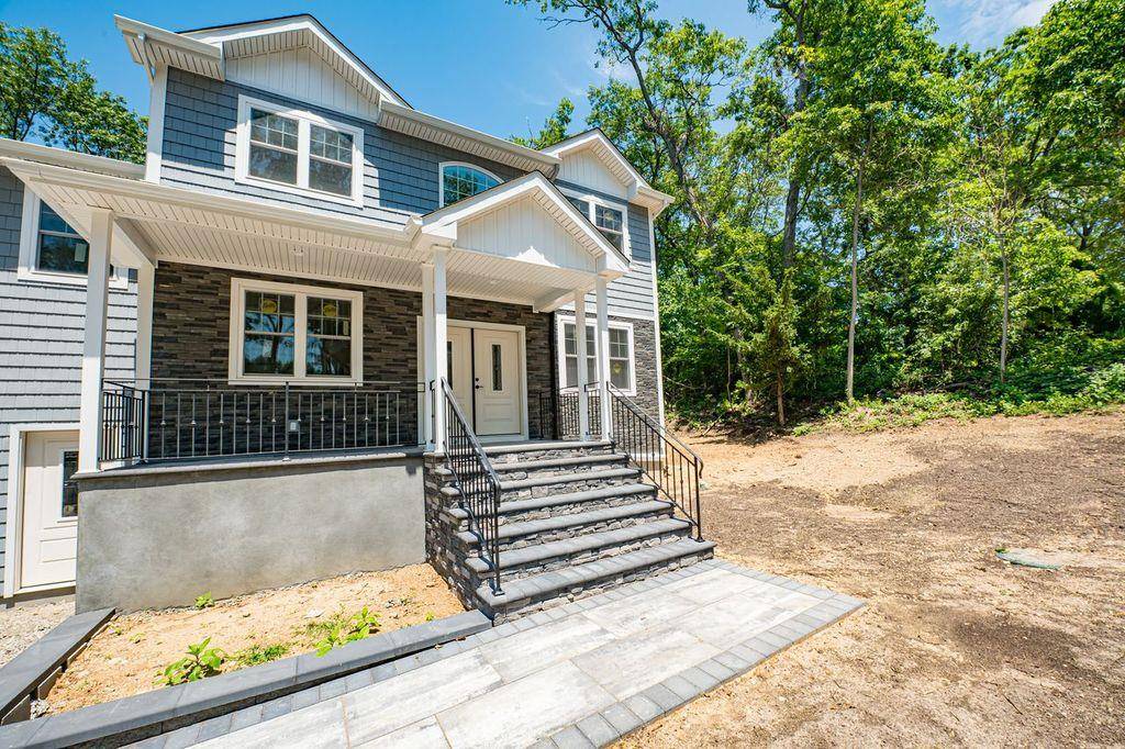 Kings Park, NY 11754,597 Pulaski