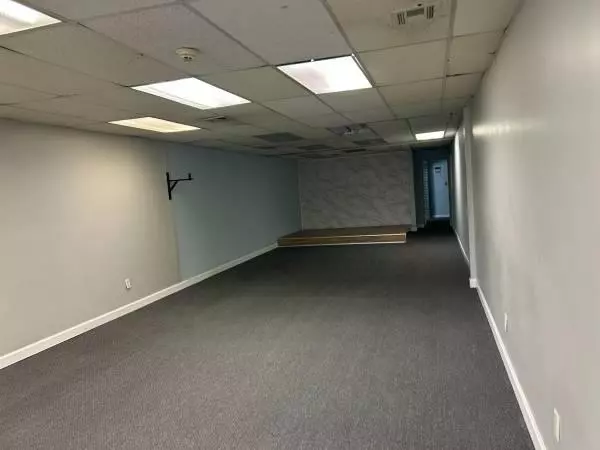 Medford, NY 11763,3694 Horseblock Rd.