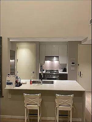 Long Island City, NY 11101,24-12 42nd RD #2E