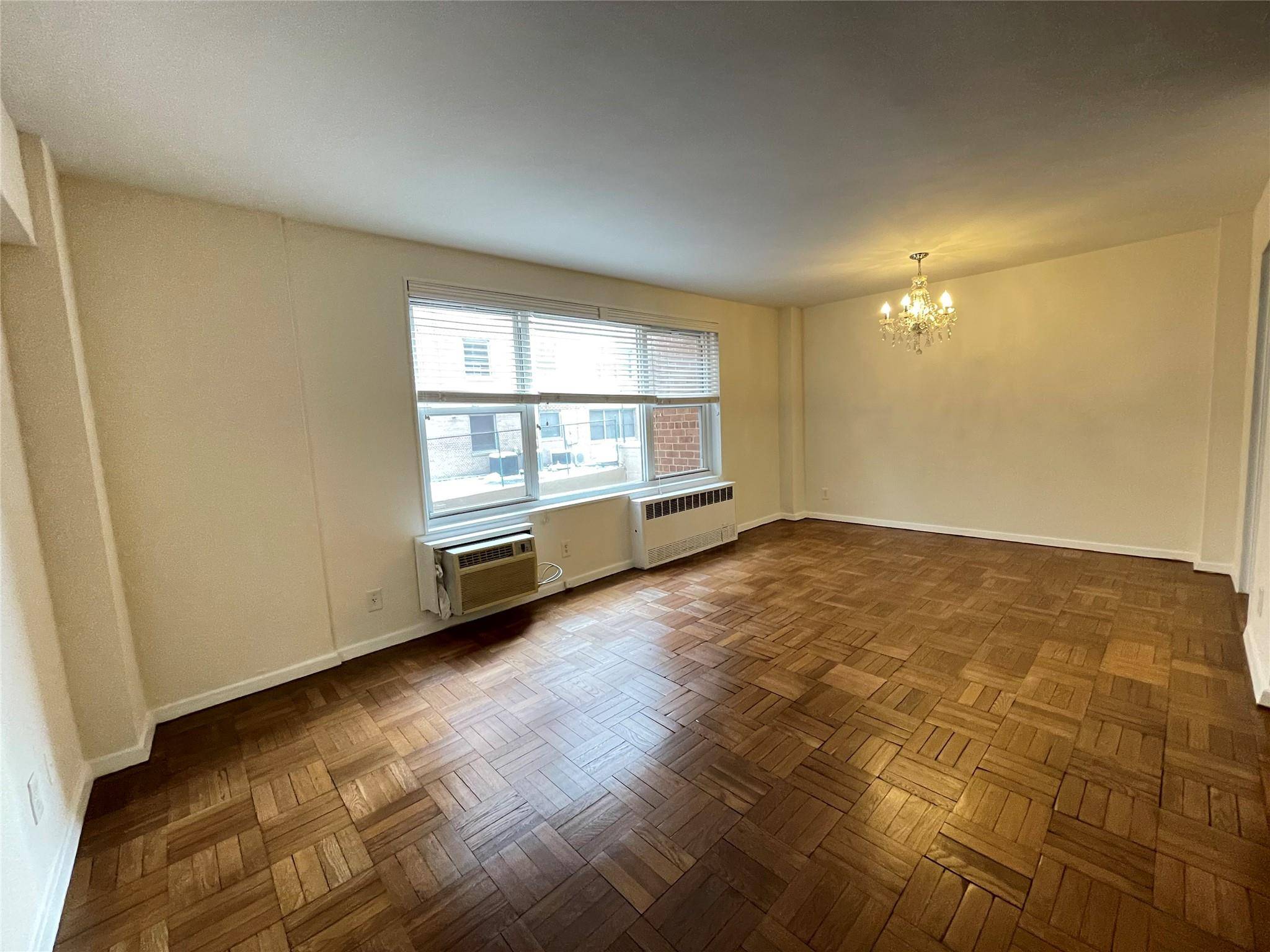 White Plains, NY 10605,10 Old Mamaroneck RD #2F