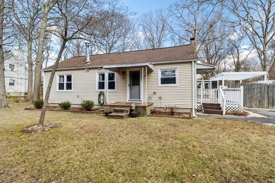 Mastic Beach, NY 11951,255 McKinley DR