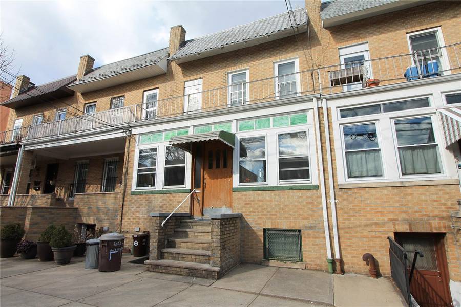 60-29 Linden ST, Ridgewood, NY 11385