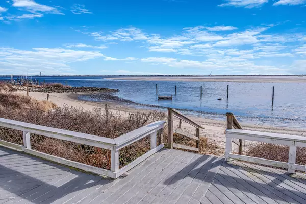 Oak Beach, NY 11702,116 Oak Beach RD