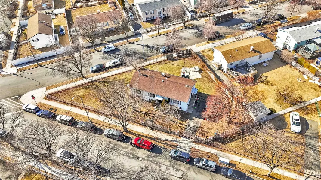 1455 Seabury PL, Bronx, NY 10460