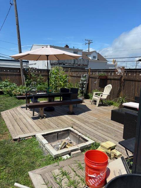 Lido Beach, NY 11561,Address not disclosed