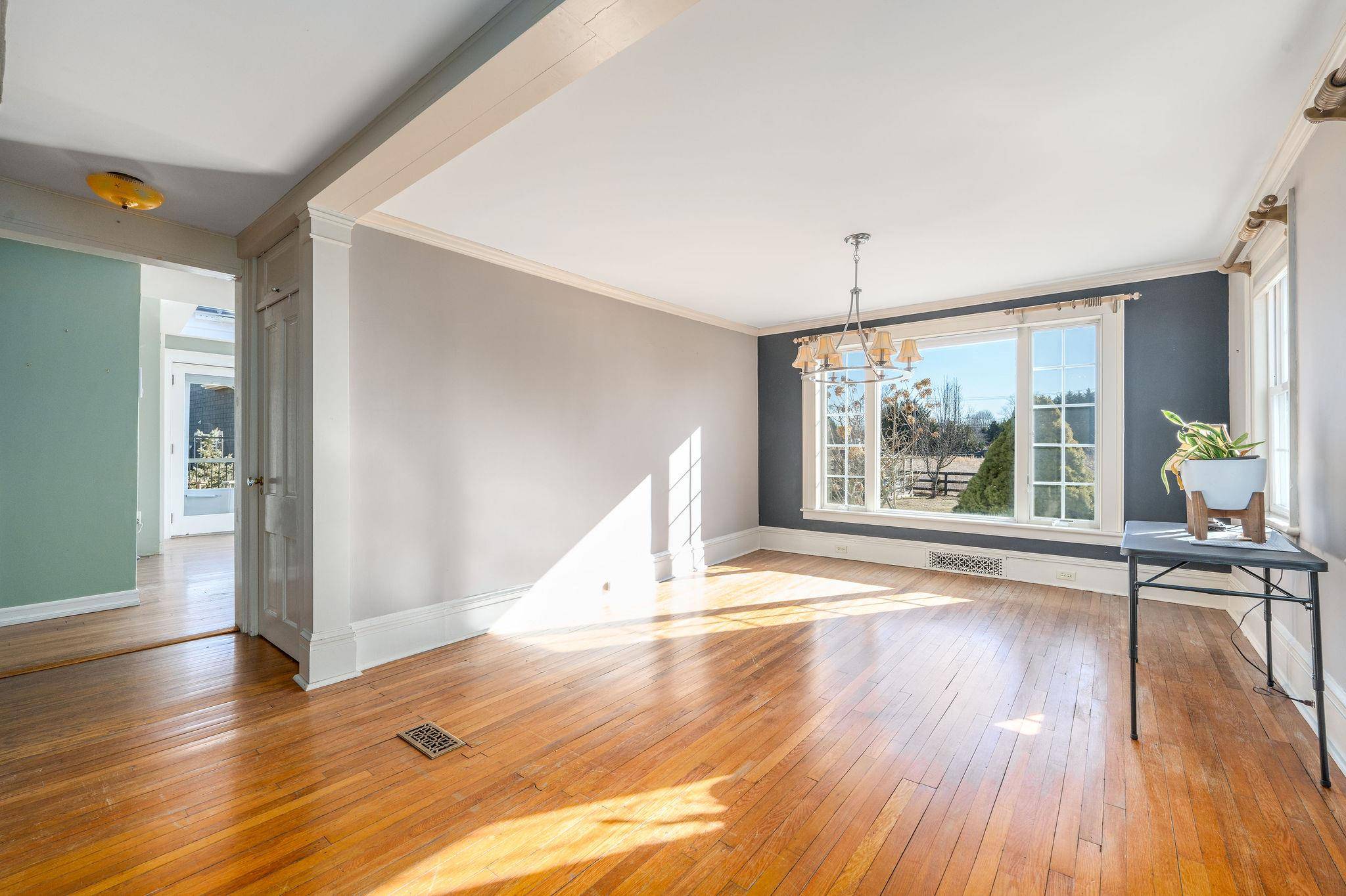Southold, NY 11971,9875 Main Bayview RD