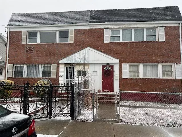 312 Beach 68th ST, Arverne, NY 11692