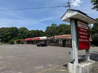 Smithtown, NY 11787,69 - 73 Smithtown BLVD