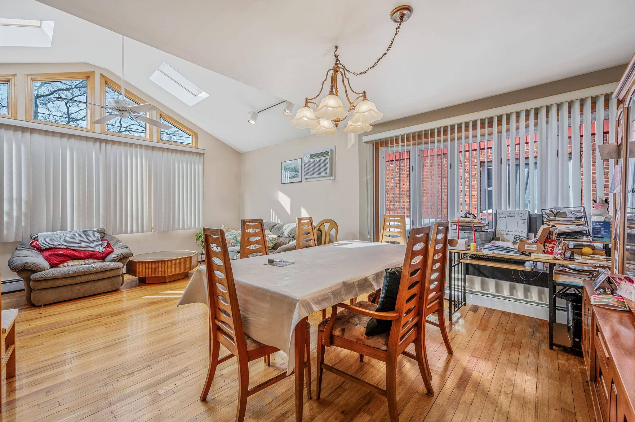 Springfield Gardens, NY 11413,22907 148th AVE