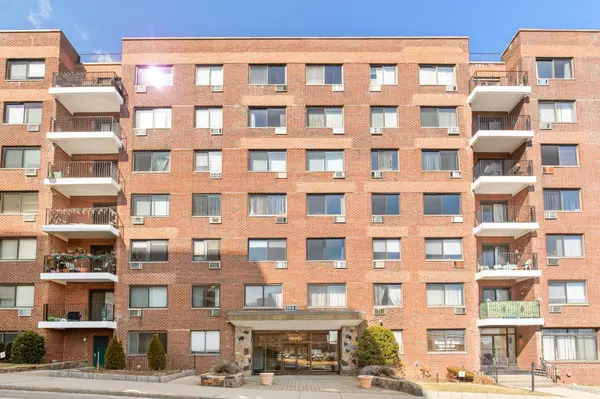 25 Lake ST #4H, White Plains, NY 10603