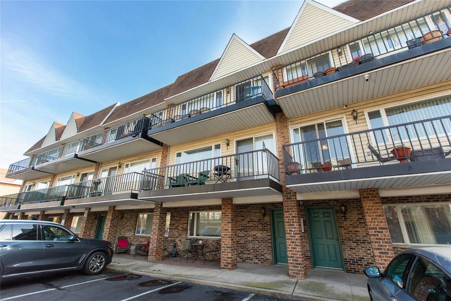 106 Atlantic Avenue ##18, Lynbrook, NY 11563