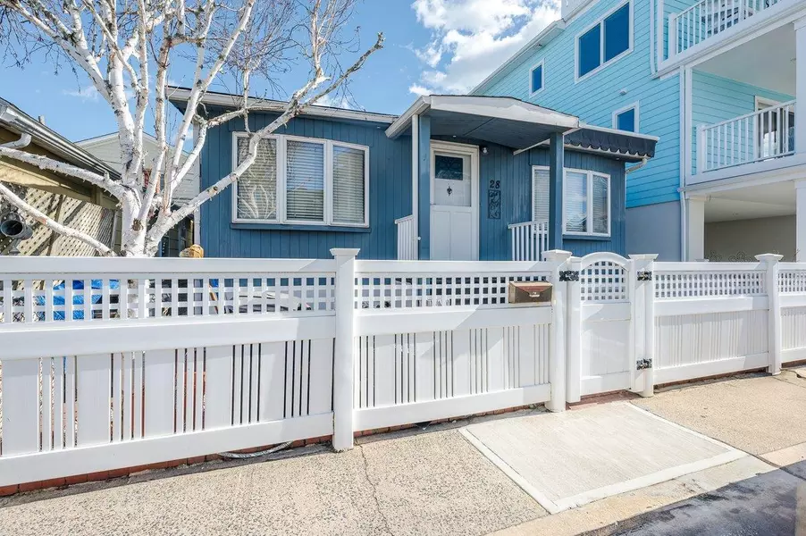 28 Alabama ST, Long Beach, NY 11561
