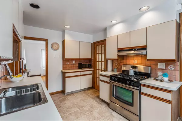 Douglaston, NY 11362,240-25 Alameda AVE