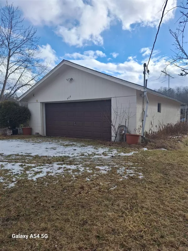 Tivoli, NY 12583,238 Lasher RD