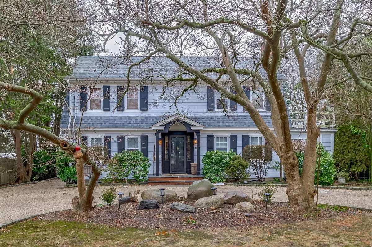 Huntington, NY 11743,195 Park AVE