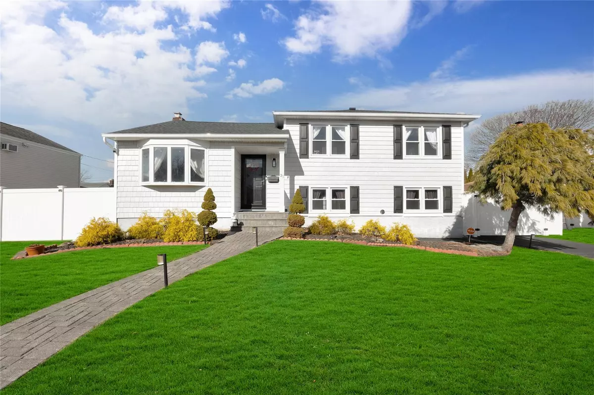 Farmingdale, NY 11735,35 Grant ST
