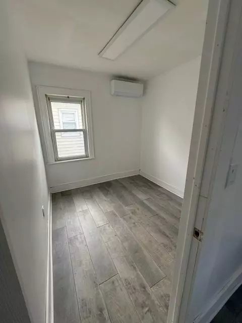 Queens Village, NY 11428,9125 214th ST