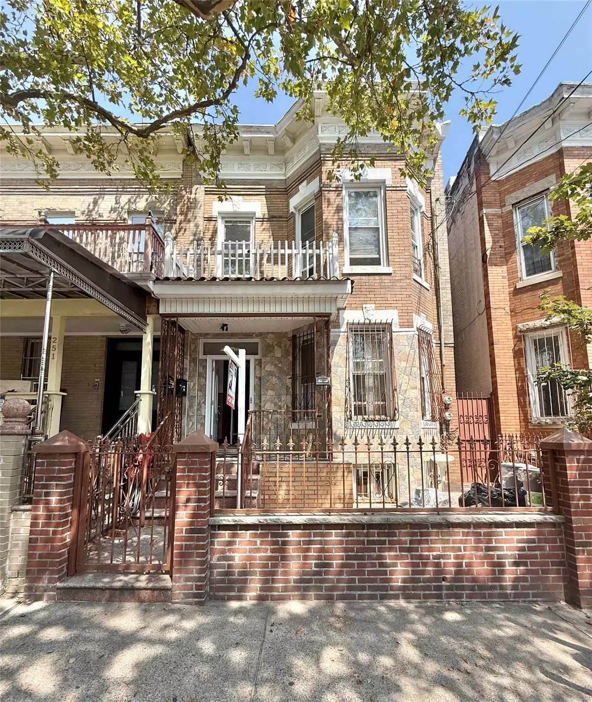 Brooklyn, NY 11208,253 Etna ST