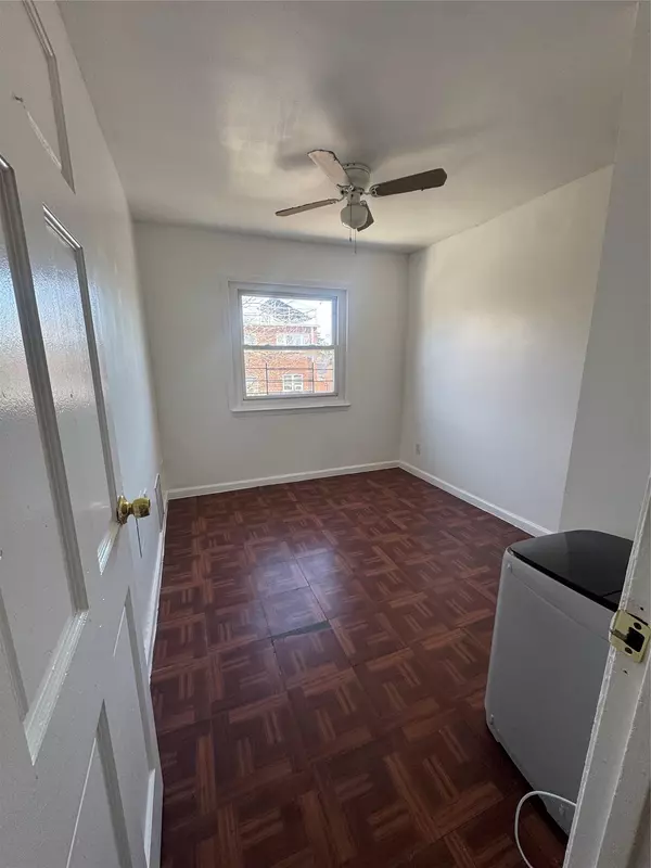 Bronx, NY 10473,430 Olmstead AVE #3