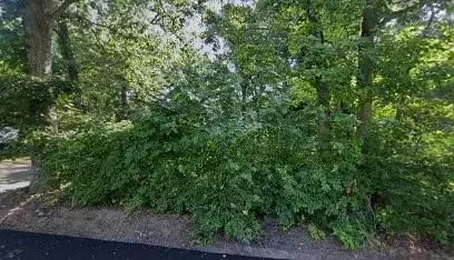 11 Upton DR, Sound Beach, NY 11789