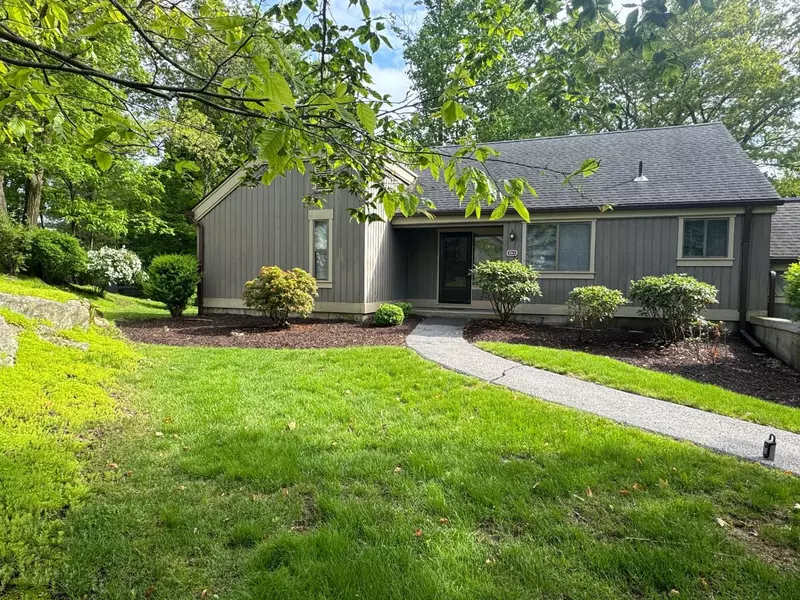 326 Heritage Hills DR #A, Somers, NY 10589