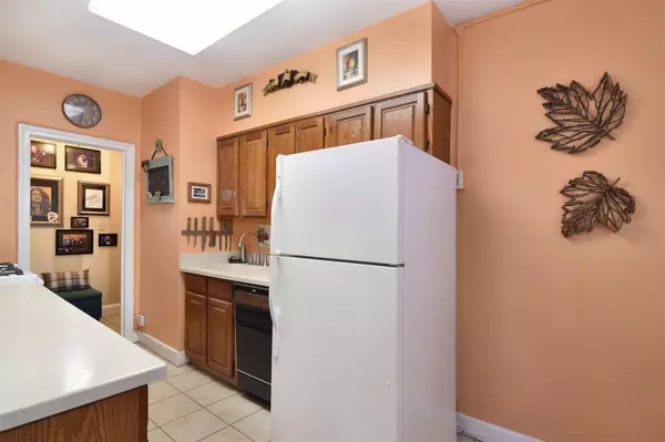 Bronxville, NY 10708,2 Lockwood AVE #1B