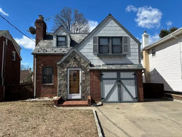 Franklin Square, NY 11010,51 Poppy AVE