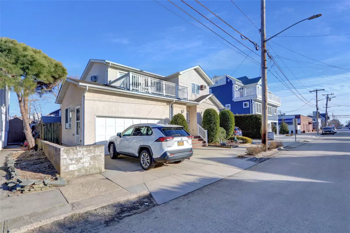 Point Lookout, NY 11569,18 Bellmore AVE