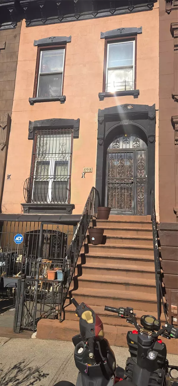 Brooklyn, NY 11233,495 Halsey ST