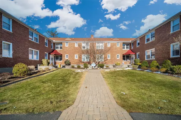 15 Bryant crescent #1k, White Plains, NY 10605