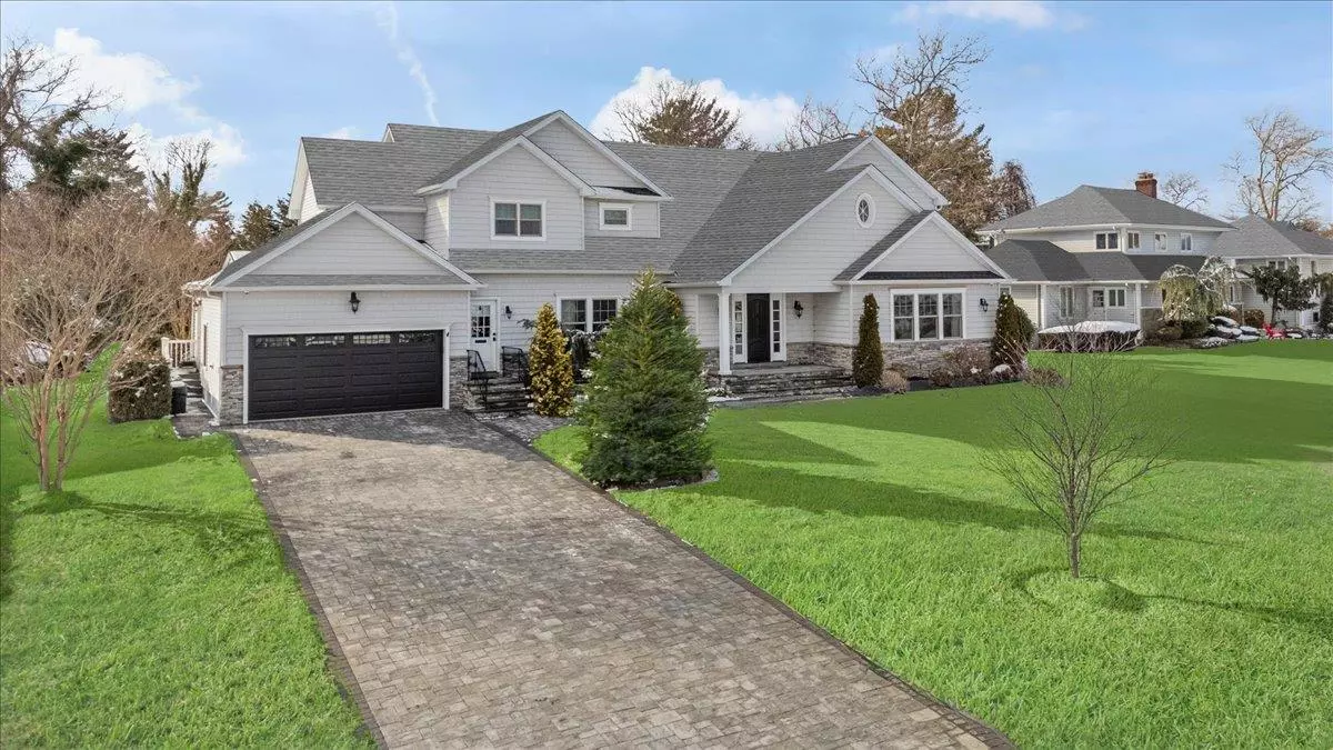 Woodsburgh, NY 11598,185 Woodmere BLVD