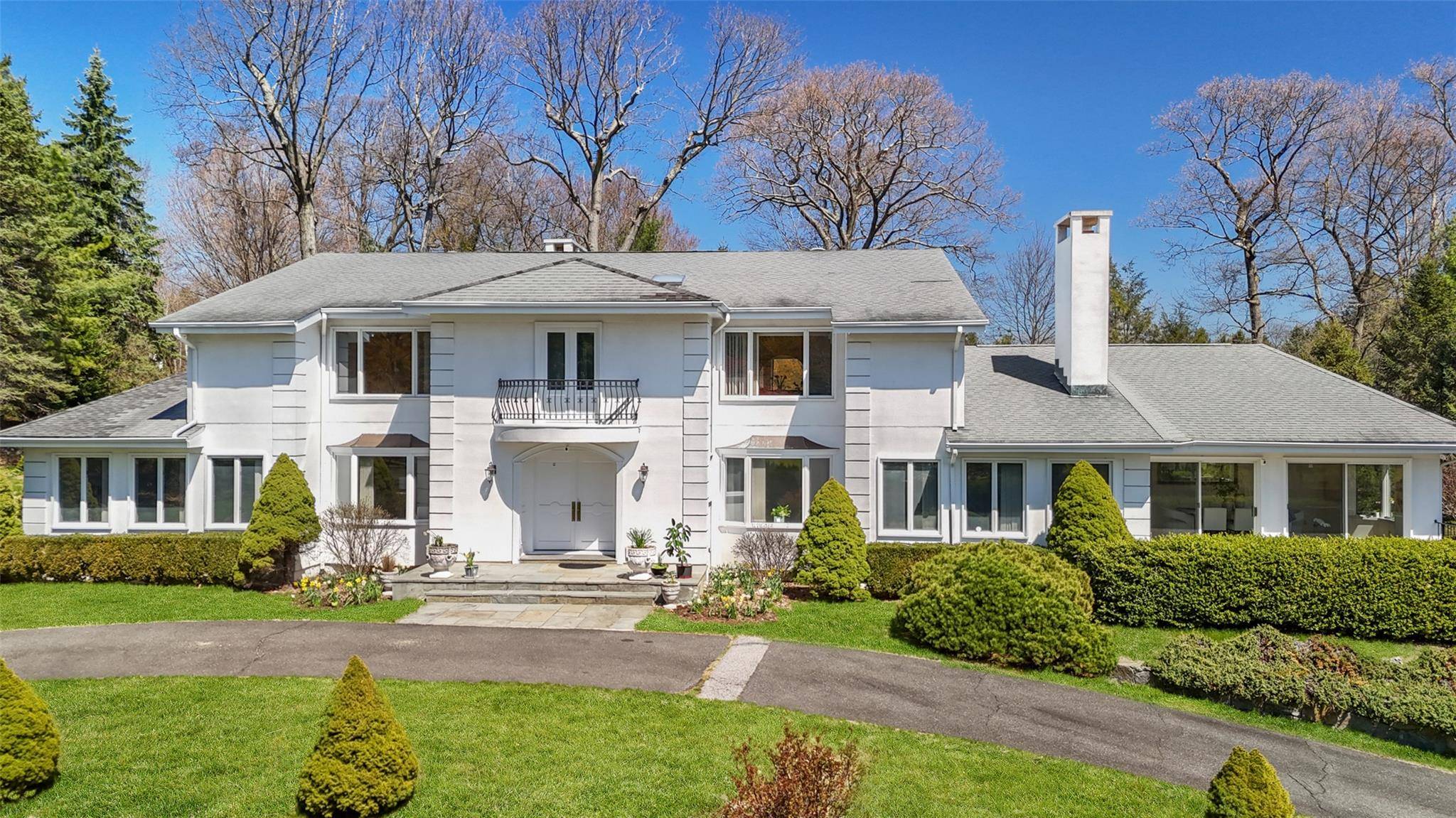 14 Lakeside DR, Rye, NY 10580