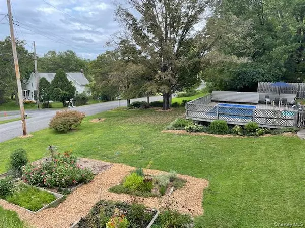 Hurley, NY 12443,807 Lucas Avenue EXT