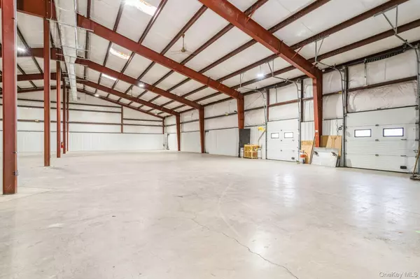 Chester, NY 10918,41 Elkay DR