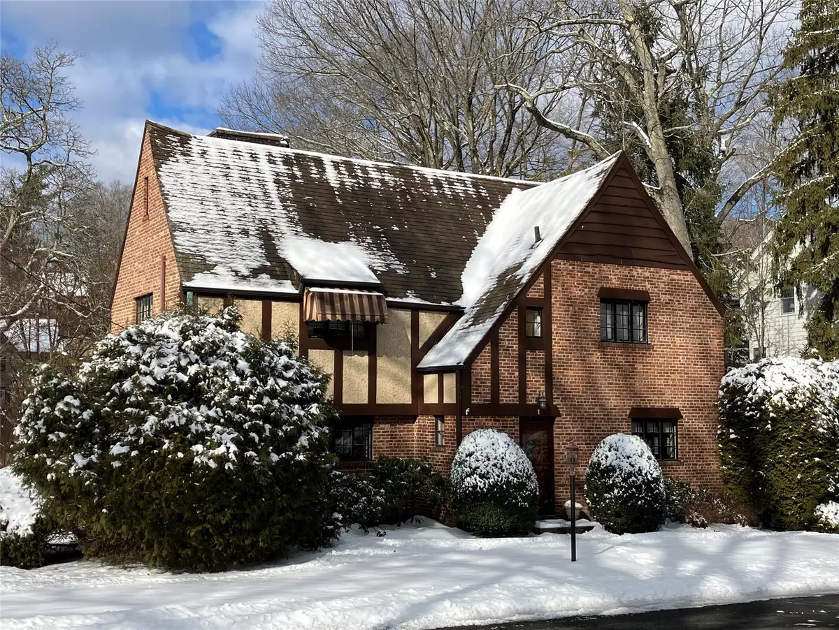 White Plains, NY 10604,1 Northminster DR