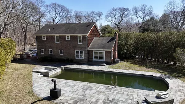 East Hampton, NY 11937,39 Washington AVE