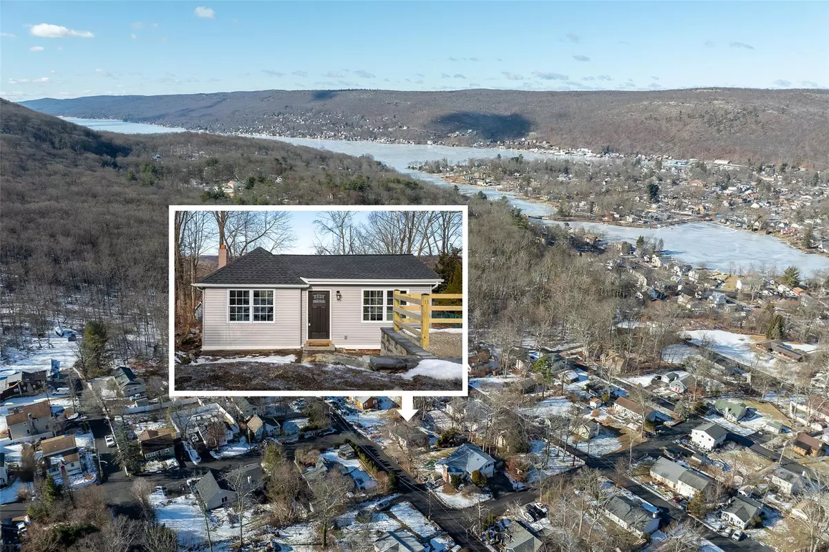 Greenwood Lake, NY 10925,11 Oakwood AVE