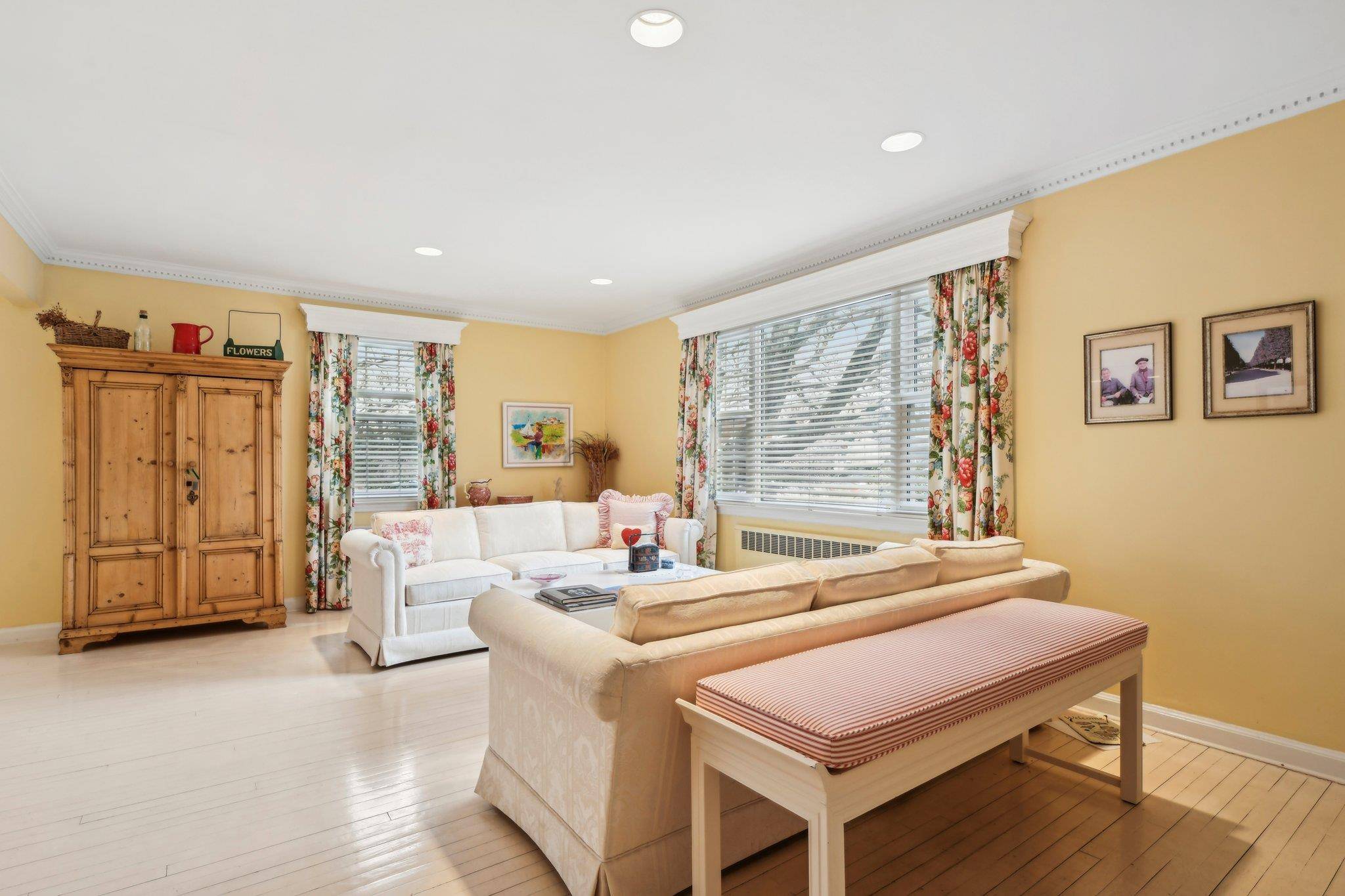 Hewlett, NY 11557,1396 Sturl AVE