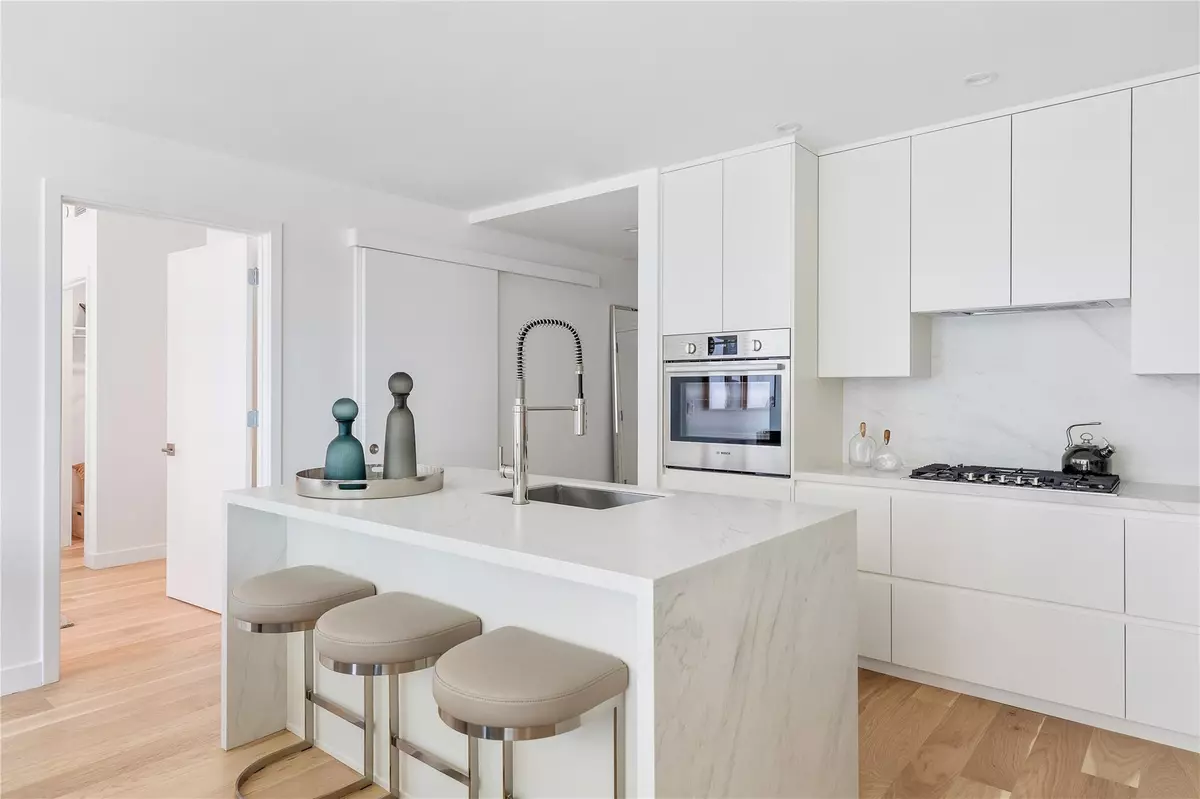 Long Beach, NY 11561,140 Boardwalk #707 B