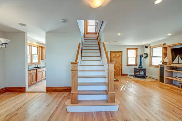 Islip, NY 11751,36 Spruce ST