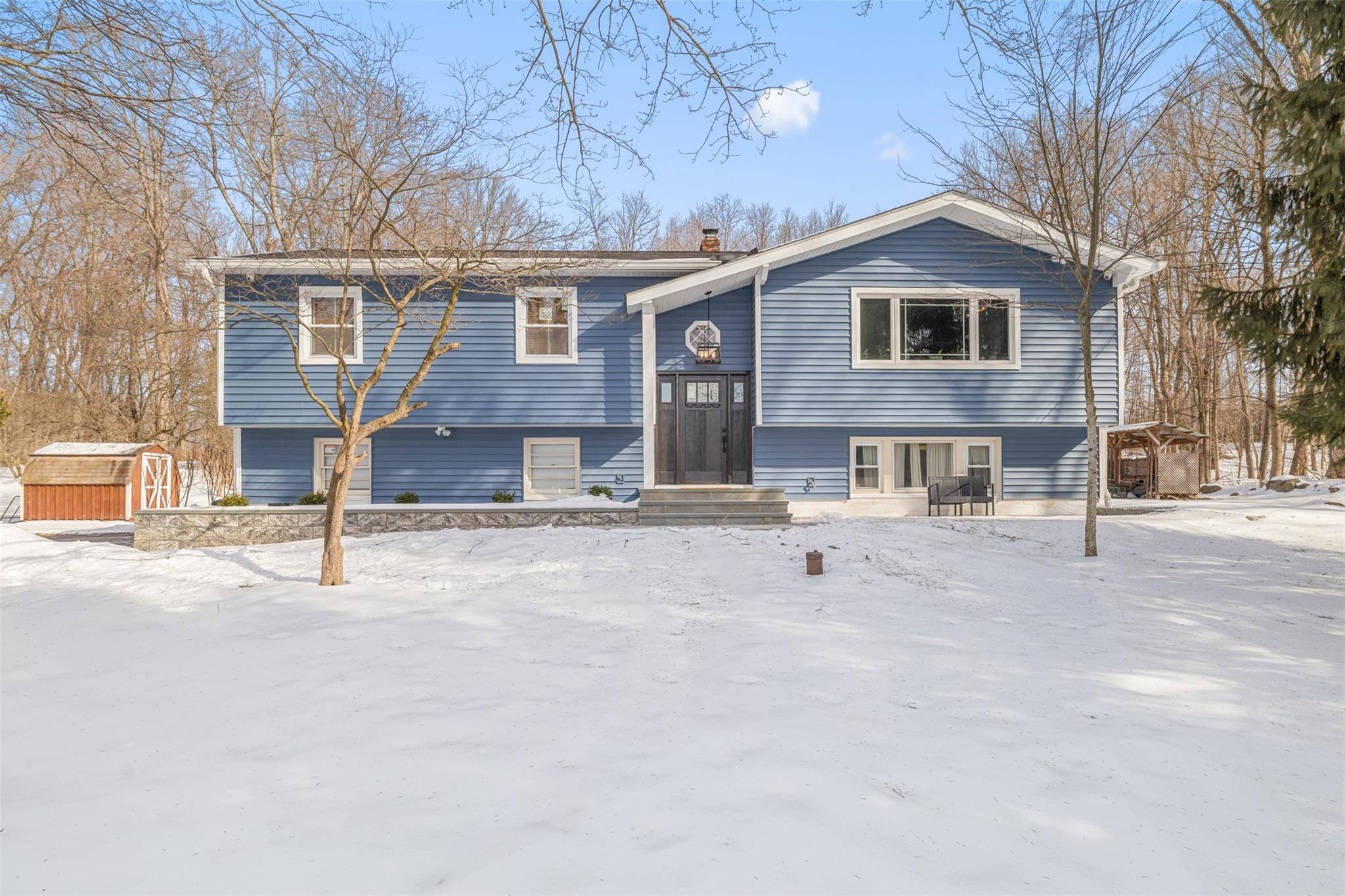 126 Sycamore DR, New Windsor, NY 12553