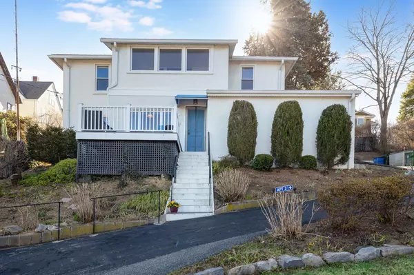 144 S Broadway, Tarrytown, NY 10591