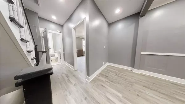 Call Listing Agent, NY 12206,10 Benson ST