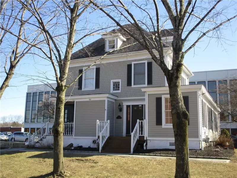 1952 Commerce ST, Yorktown Heights, NY 10598