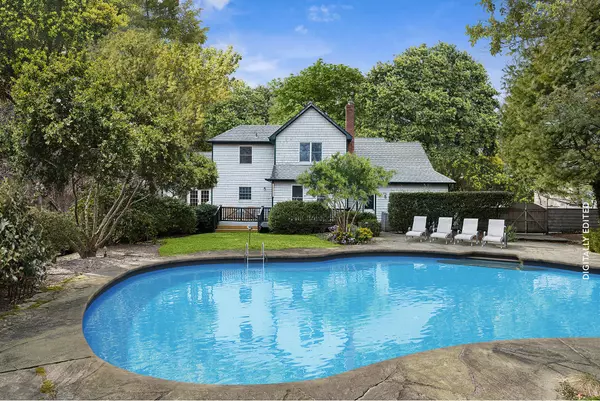 Sag Harbor, NY 11963,31 Tredwell LN