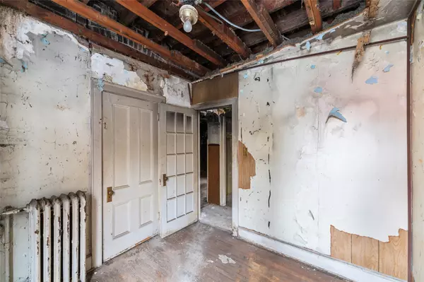 Newburgh, NY 12550,225 Dubois ST